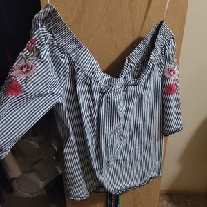 Off the shoulder, Tribal Jeans, Shirt